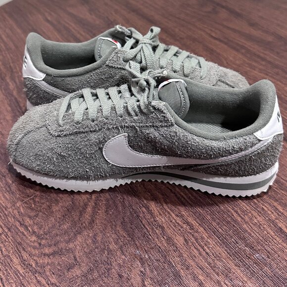 Nike Cortez Vintage Suede Green Women's Size 7 - Picture 13 of 16